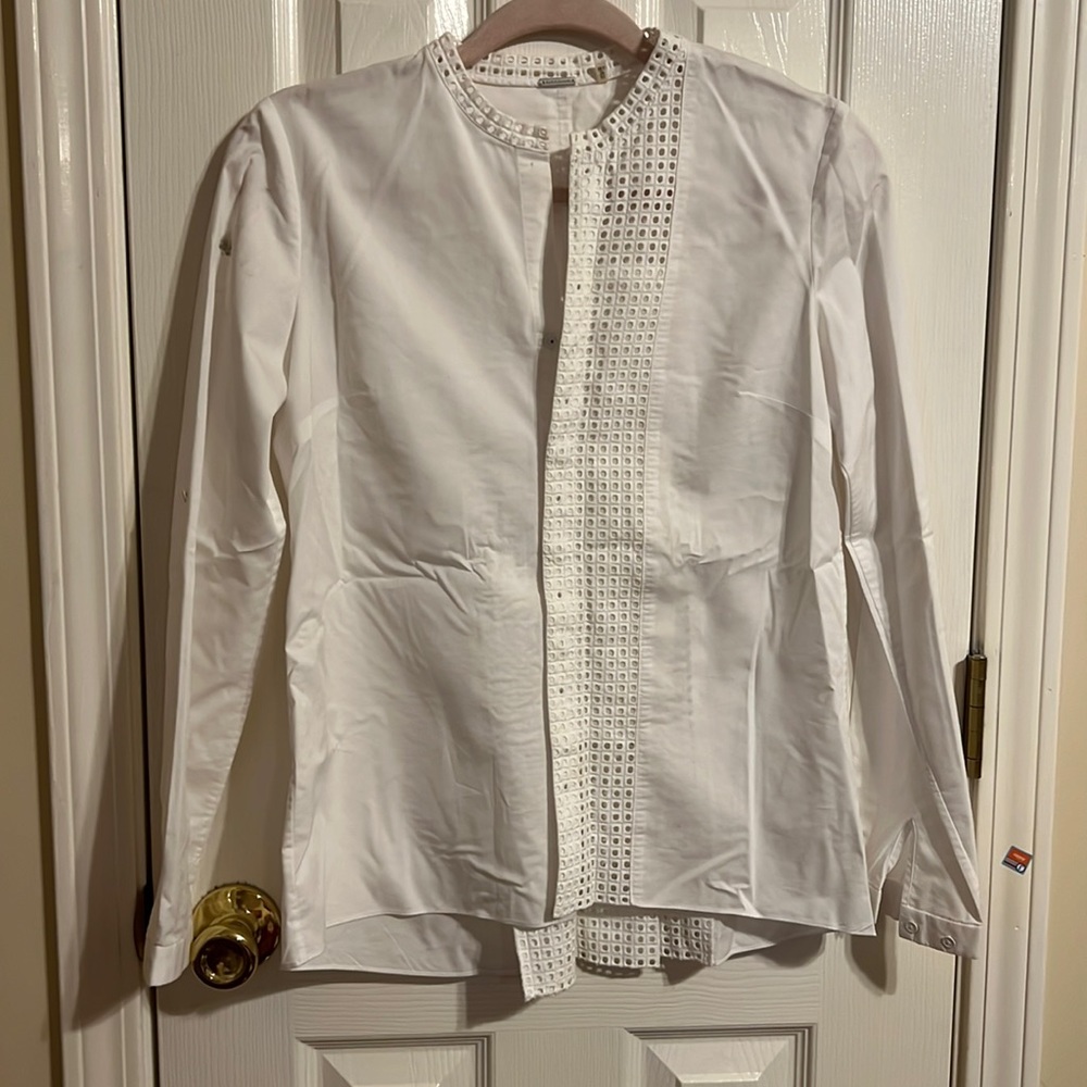Elie Tahari XS off white blouse